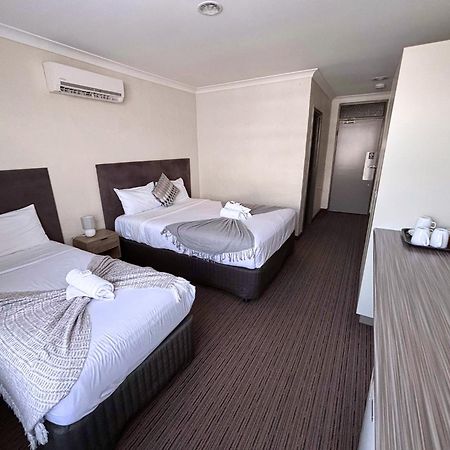 Prince Of Wales Hotel, Bunbury Eksteriør bilde